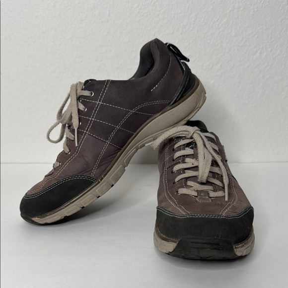 Clark's Wave Walk Waterproof Suede Sneakers Trainers Hiking Walking Shoe Sz 9 - Picture 3 of 7